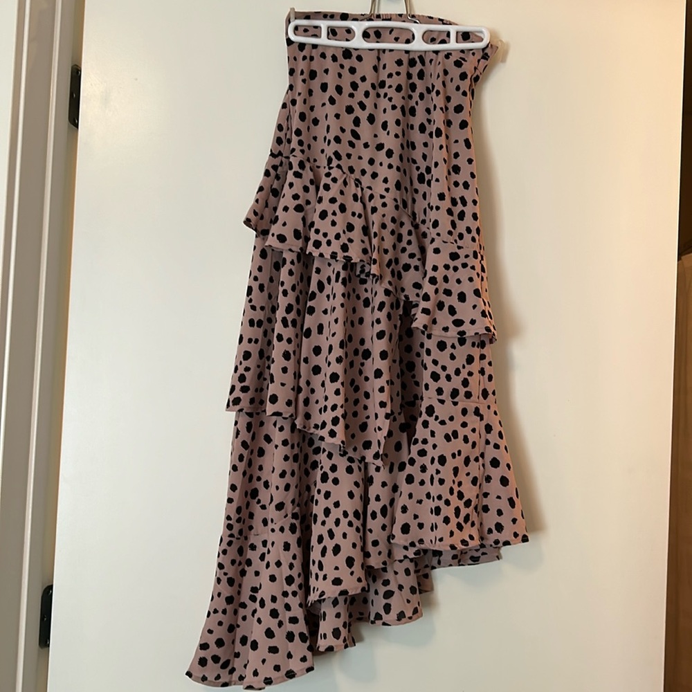 Asymmetrical ruffle skirt